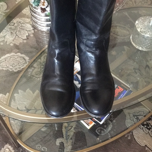 Frye Melissa Button Boot - Picture 2 of 4